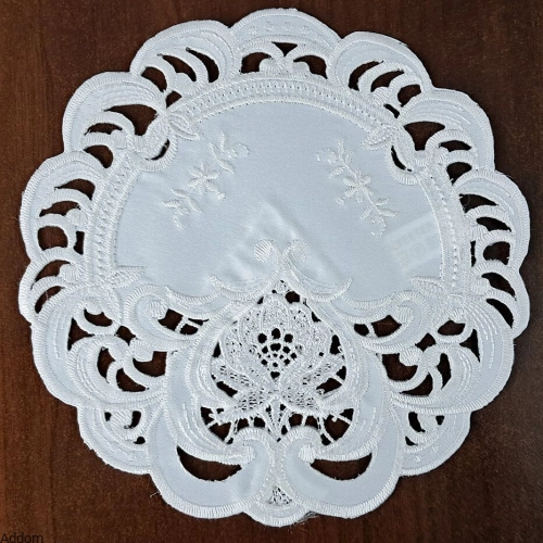 Serwety z gipiurową koronką 20cm.jpg